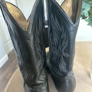 Tony Lama cowboy boots